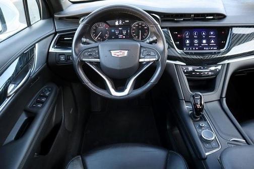 2023 Cadillac XT6 Premium Luxury AWD