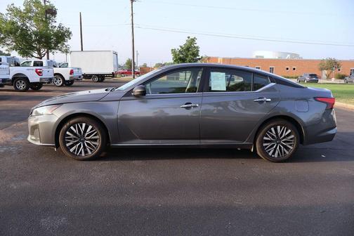 Gun Metallic 2025 Nissan Altima SV