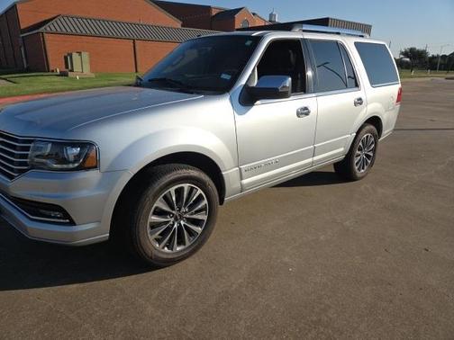 2016 Lincoln Navigator Select