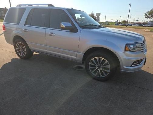 2016 Lincoln Navigator Select