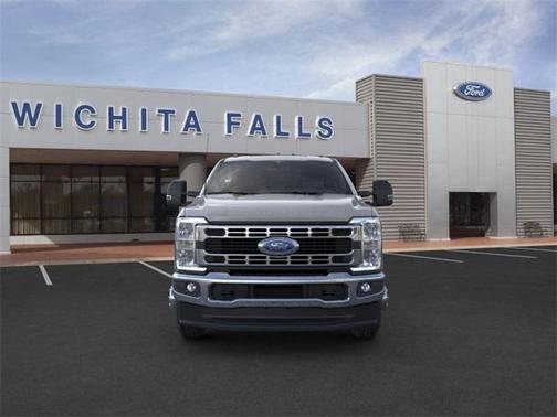 2025 Ford F-350 XLT