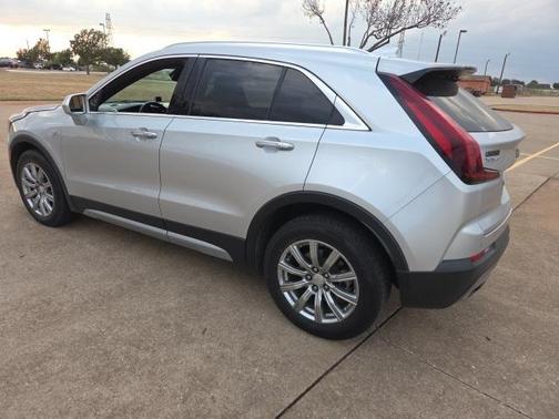 2020 Cadillac XT4 Premium Luxury