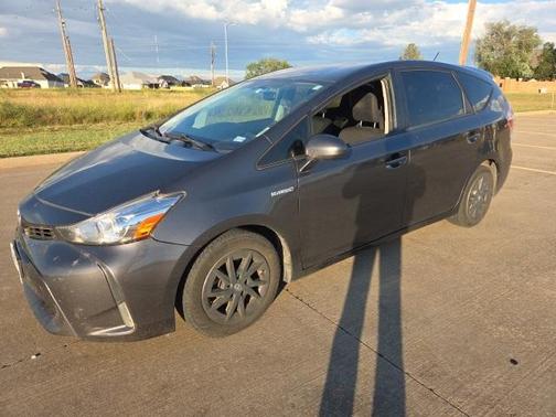 2017 Toyota Prius v Three