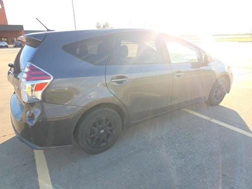 2017 Toyota Prius v Three