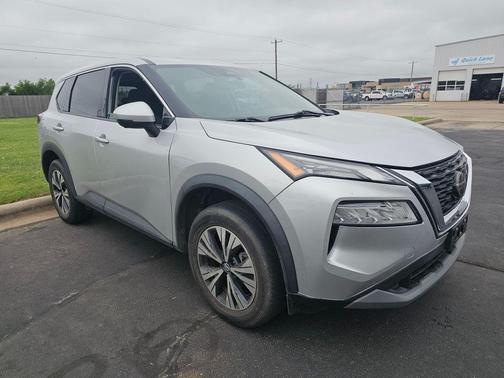 Brilliant Silver Metallic 2021 Nissan Rogue SV