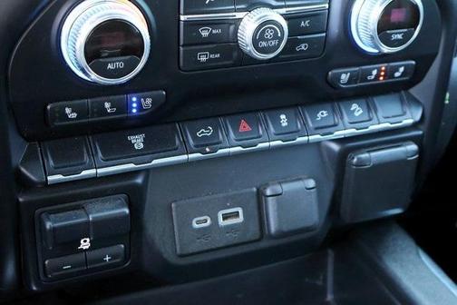 2022 GMC Sierra 2500 AT4