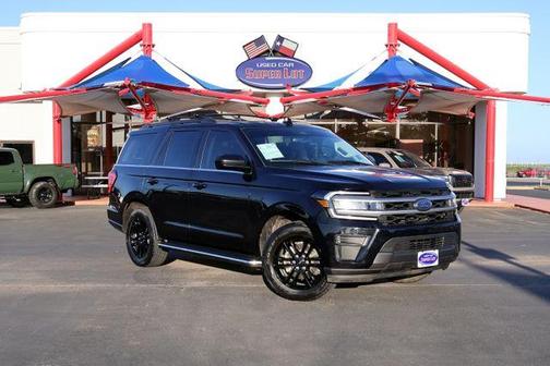 Black Metallic 2023 Ford Expedition XLT