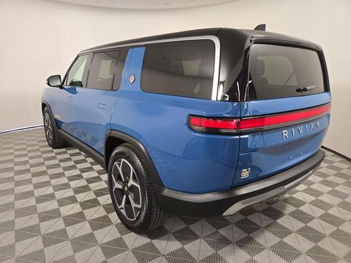 Rivian Blue 2024 Rivian R1S Adventure Quad Motor Large Pack