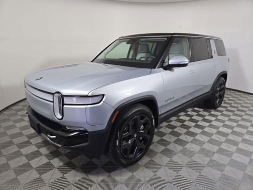 LA Silver 2024 Rivian R1S Adventure Package