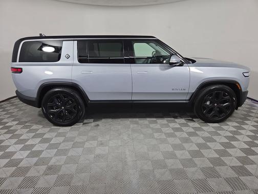 LA Silver 2024 Rivian R1S Adventure Package