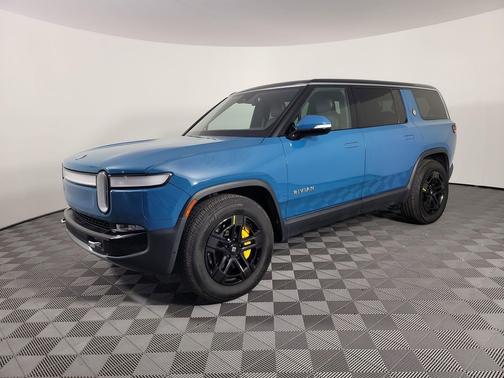 2023 Rivian R1S Adventure