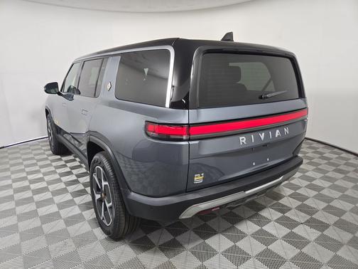 El Cap Granite 2024 Rivian R1S Adventure Quad Motor Large Pack