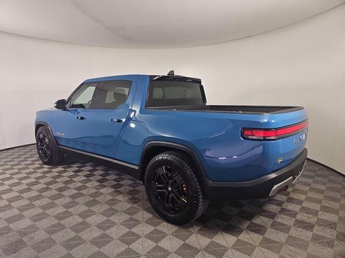 2023 Rivian R1T Adventure Quad Motor Large Pack