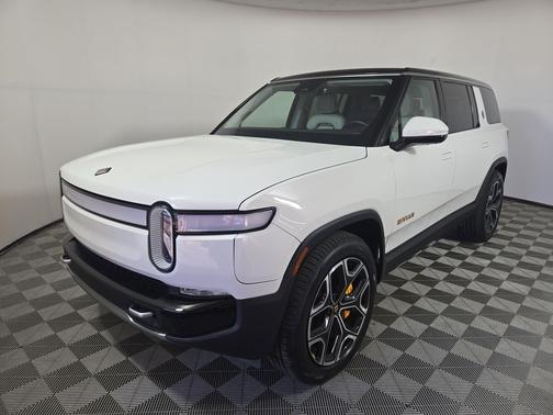 2024 Rivian R1S Adventure Quad Motor Large Pack