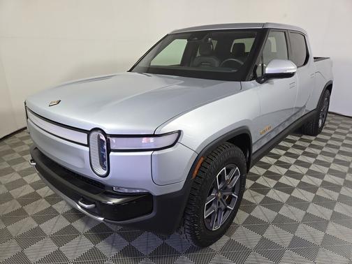 LA Silver 2023 Rivian R1T Adventure Quad Motor Large Pack