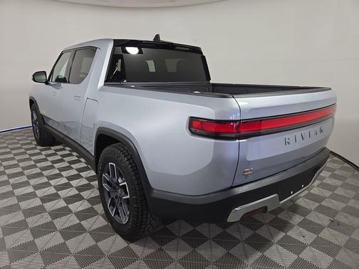 LA Silver 2023 Rivian R1T Adventure Quad Motor Large Pack