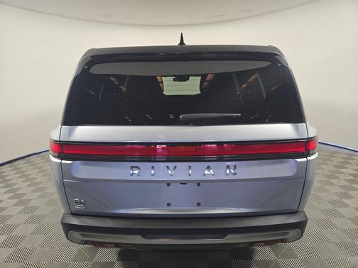 2025 Rivian R1S Adventure trim