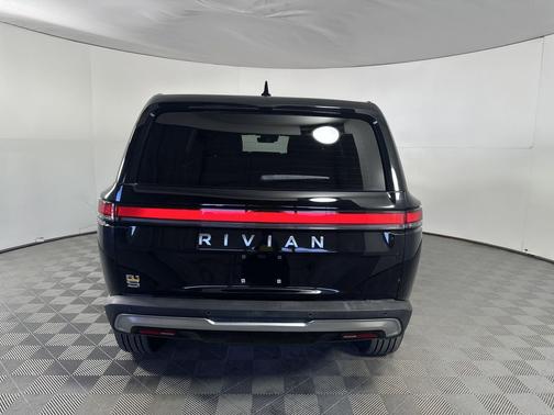 2023 Rivian R1S Launch Edition