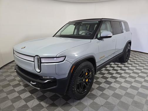 2024 Rivian R1S Adventure Quad Motor Large Pack