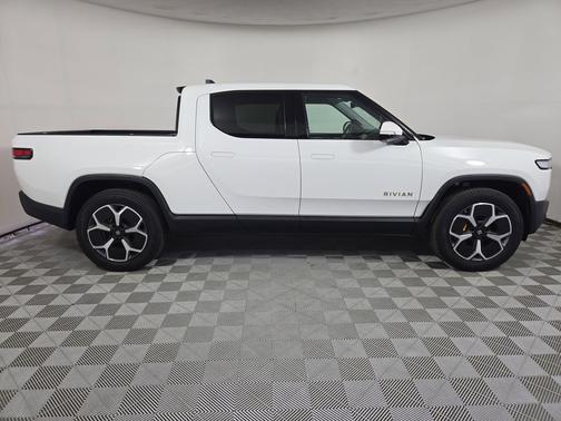 2022 Rivian R1T Adventure