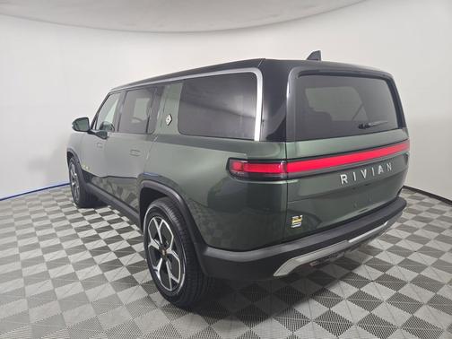 2023 Rivian R1S Adventure
