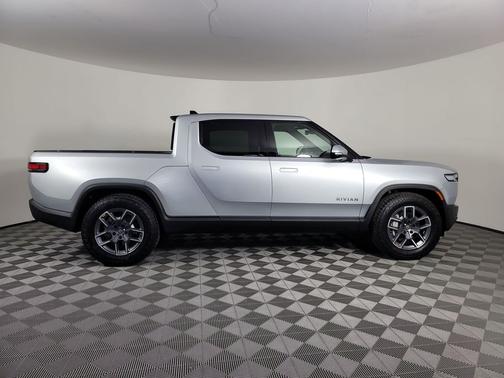 2025 Rivian R1T Adventure trim