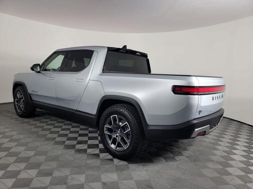 2025 Rivian R1T Adventure trim
