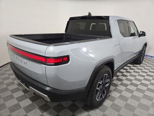 2023 Rivian R1T Adventure Quad Motor Large Pack