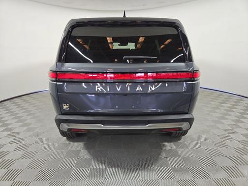 2022 Rivian R1S Launch Edition