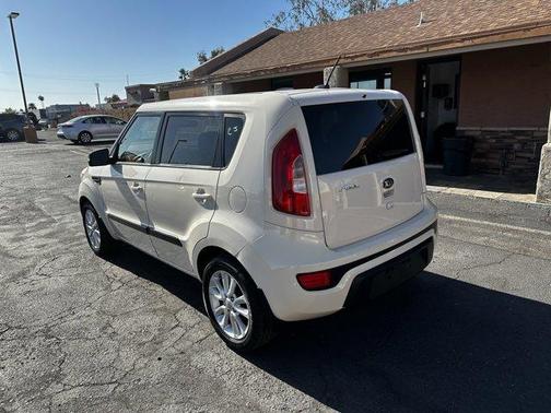 2013 Kia Soul +