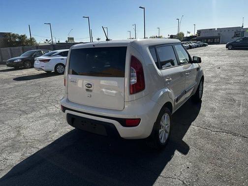 2013 Kia Soul +