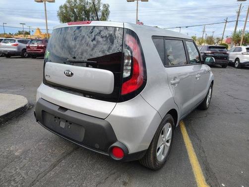 2016 Kia Soul Base