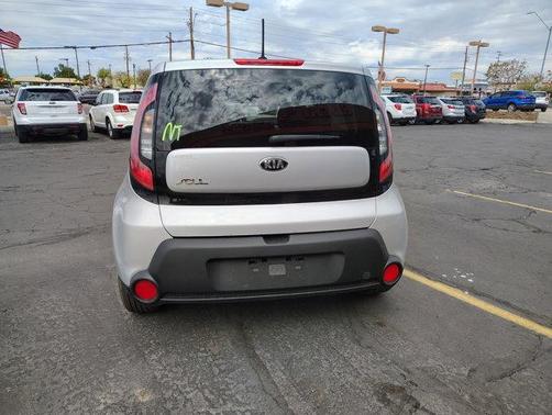 2016 Kia Soul Base