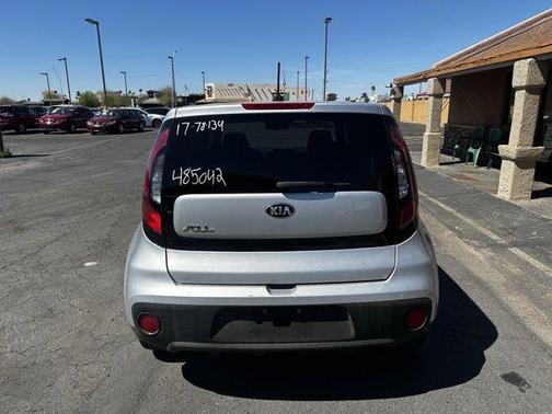 2017 Kia Soul Base
