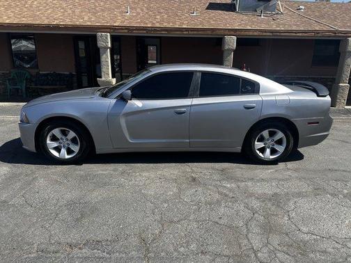 2013 Dodge Charger SE