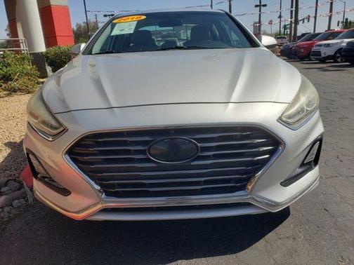 2018 Hyundai SONATA SE