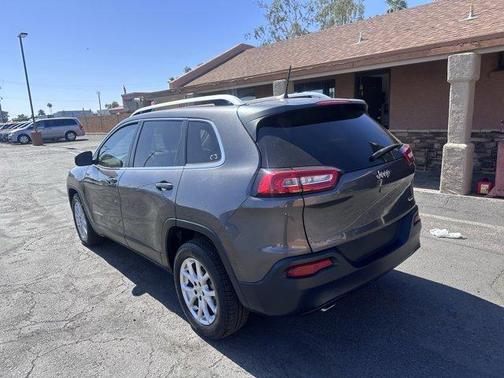 2018 Jeep Cherokee Latitude Plus