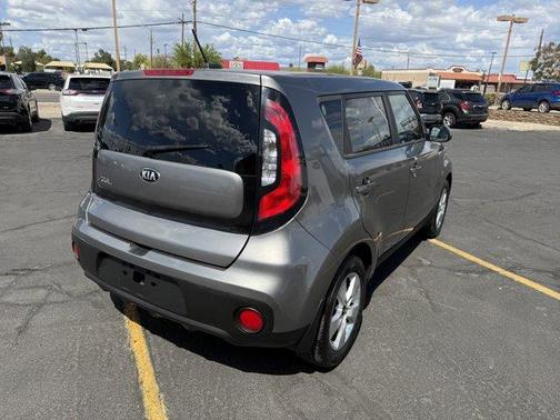 2017 Kia Soul Base
