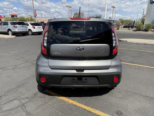 2017 Kia Soul Base