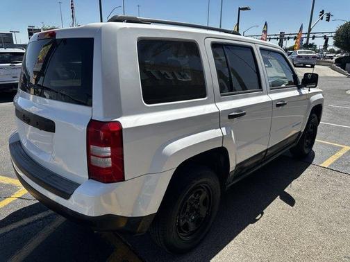 2016 Jeep Patriot Sport