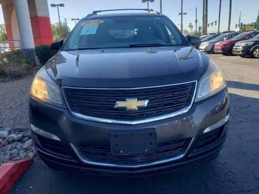 2016 Chevrolet Traverse LS