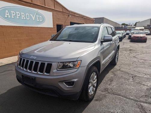 Photo 3 of 20 of 2014 Jeep Grand Cherokee Laredo