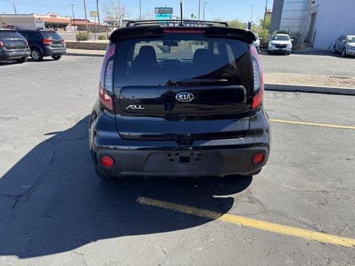 2017 Kia Soul Base