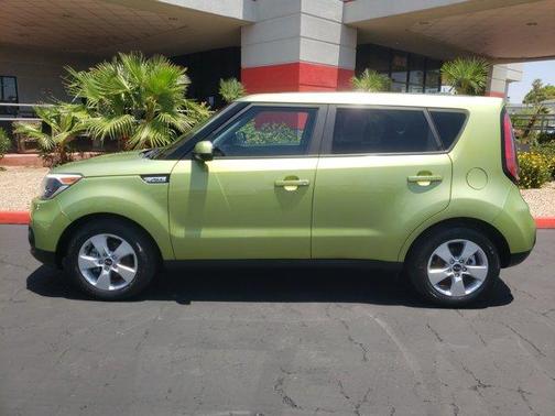 2017 Kia Soul Base