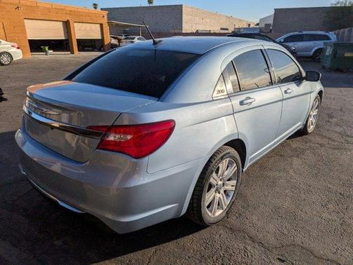 2012 Chrysler 200 Touring