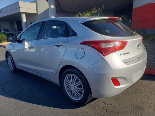 2017 Hyundai Elantra GT Base