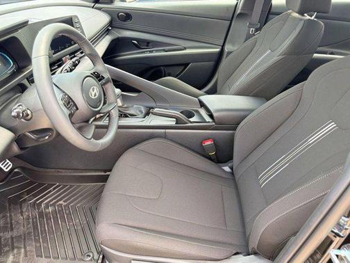 Abyss Black 2026 Hyundai ELANTRA Sport