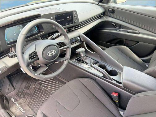 Abyss Black 2026 Hyundai ELANTRA Sport