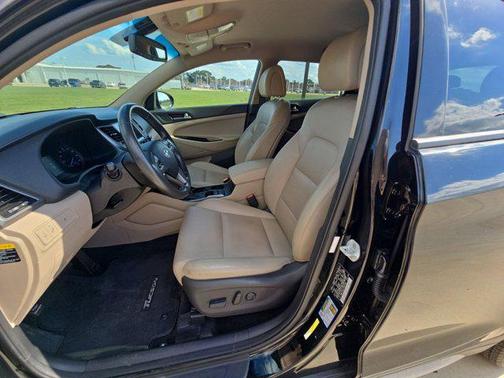 2018 Hyundai TUCSON SEL Plus