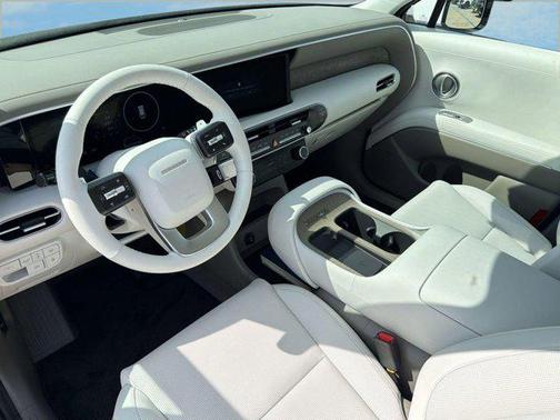 Creamy White Pearl 2026 Hyundai PALISADE SEL 7P